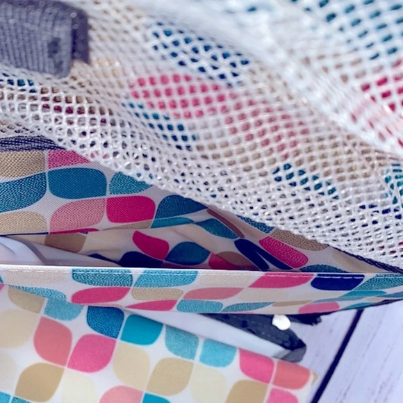 Toolik portable baby diaper changing station case - Picture 10 of 15